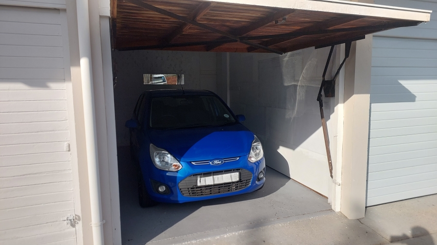 0 Bedroom Property for Sale in Oostersee Western Cape